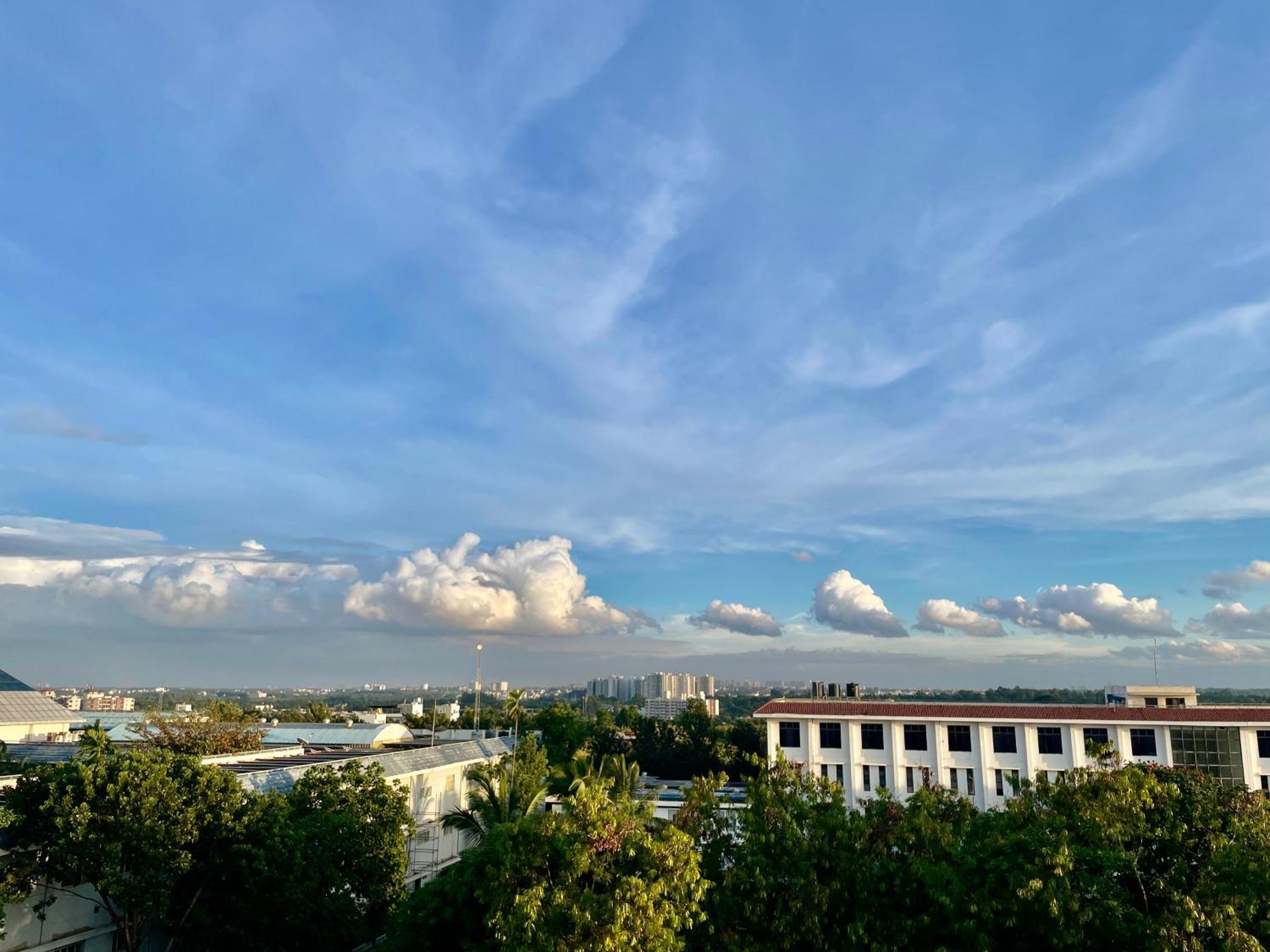 Aura By Agira Hotels Yelahanka Zewnętrze zdjęcie